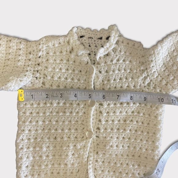 HANDMADE Knit Baby Sweater - Picture 4 of 5
